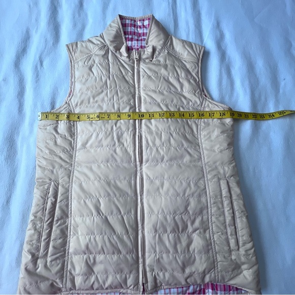 Peter Millar Women's Keenland Flora Reversible Puffer Vest Beige and Red Plaid M - Picture 8 of 12